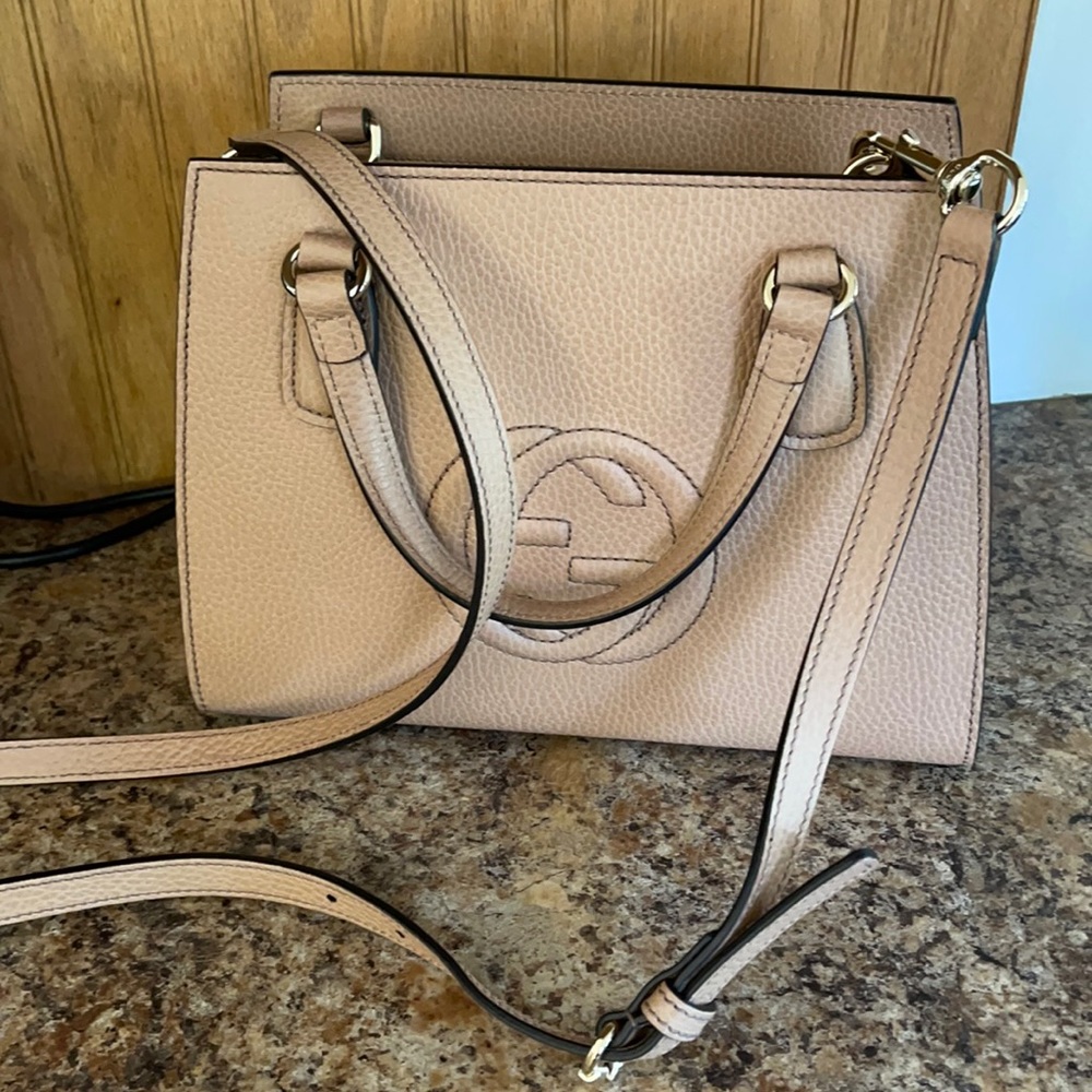 Gucci Soho leather top handle handbag purse